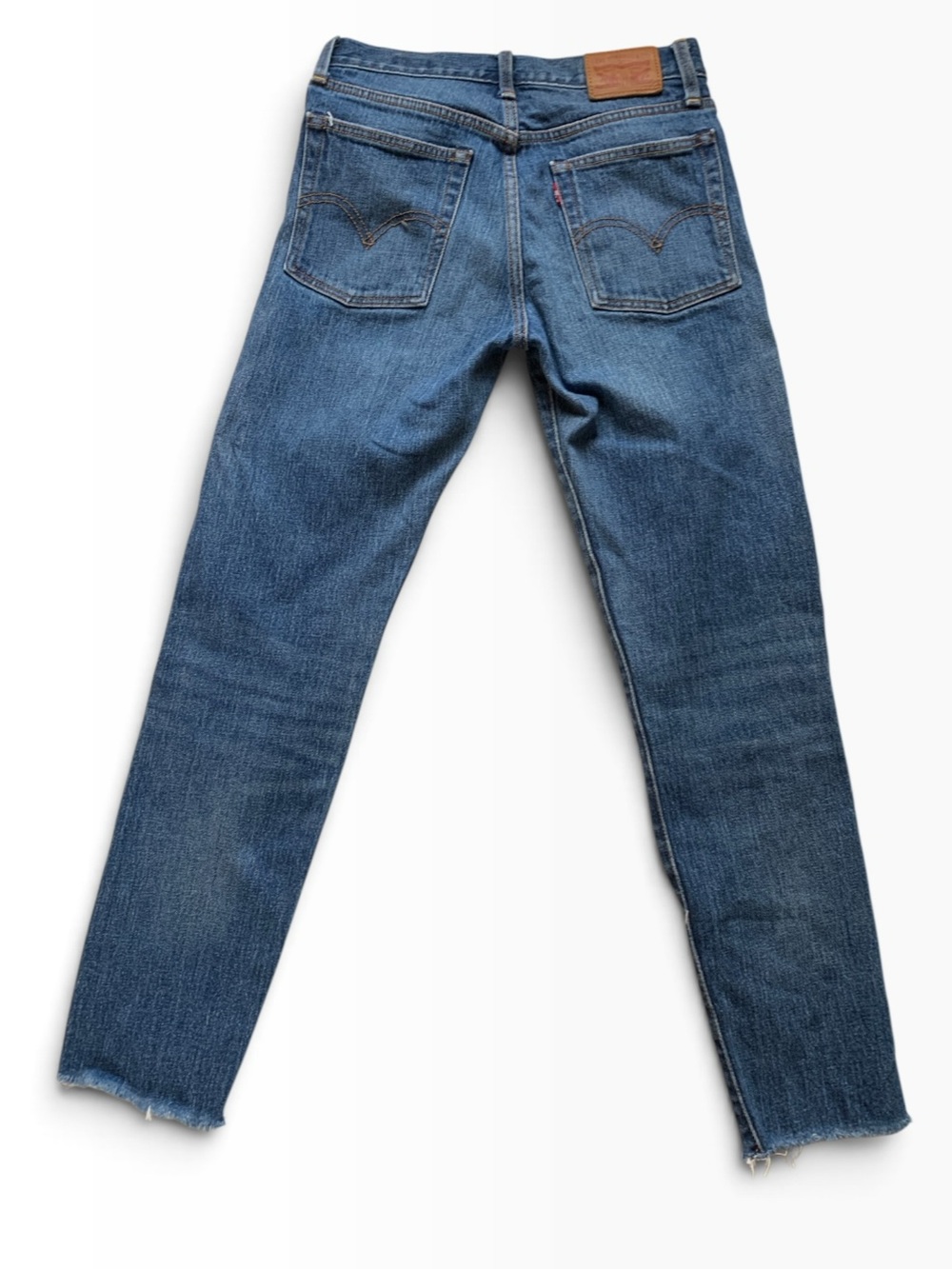 Levi’s 501 Jeans White Oak Cone Denim Mid Wash Raw Hem Size 26